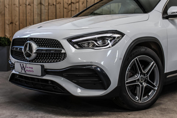 Mercedes-Benz GLA 250 4MATIC AMG Line *Pano*Camera*Sfeerverlichting*Carplay*