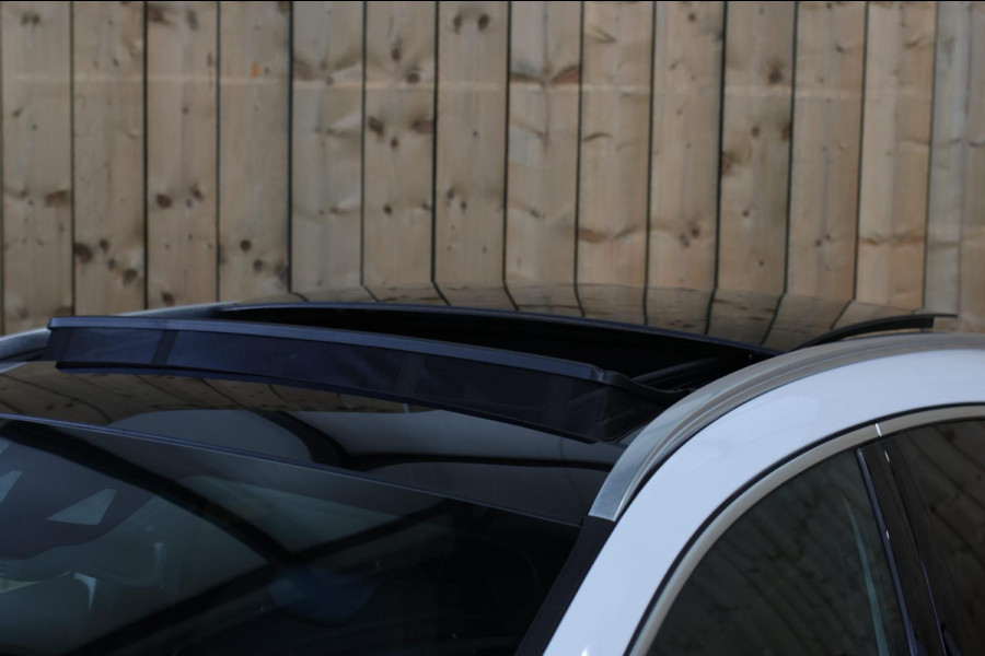 Mercedes-Benz GLA 250 4MATIC AMG Line *Pano*Camera*Sfeerverlichting*Carplay*