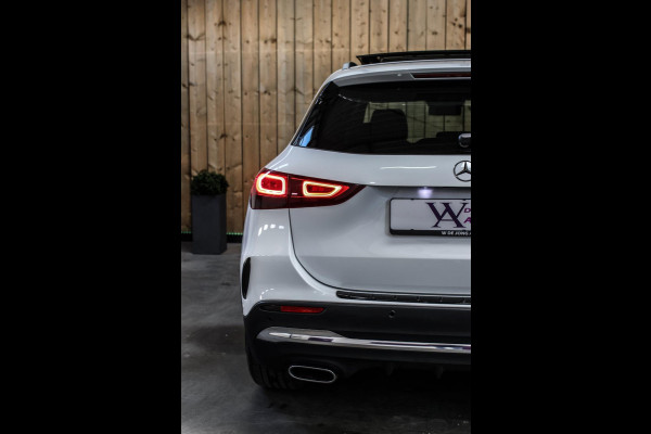 Mercedes-Benz GLA 250 4MATIC AMG Line *Pano*Camera*Sfeerverlichting*Carplay*