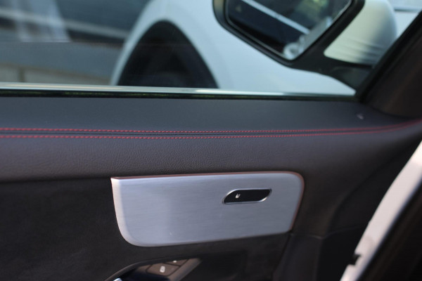 Mercedes-Benz GLA 250 4MATIC AMG Line *Pano*Camera*Sfeerverlichting*Carplay*