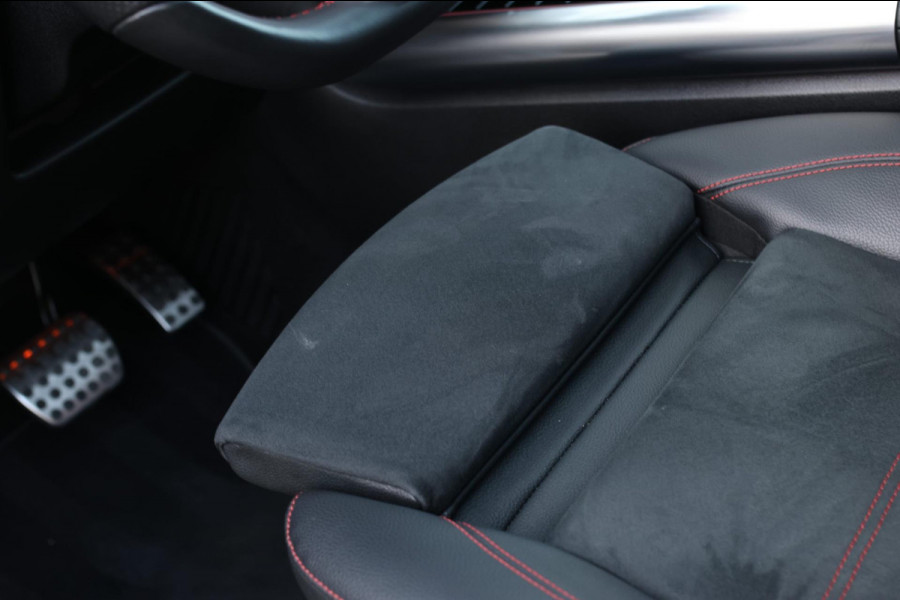 Mercedes-Benz GLA 250 4MATIC AMG Line *Pano*Camera*Sfeerverlichting*Carplay*