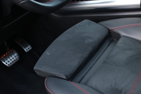 Mercedes-Benz GLA 250 4MATIC AMG Line *Pano*Camera*Sfeerverlichting*Carplay*