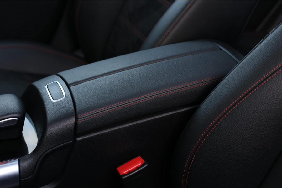 Mercedes-Benz GLA 250 4MATIC AMG Line *Pano*Camera*Sfeerverlichting*Carplay*