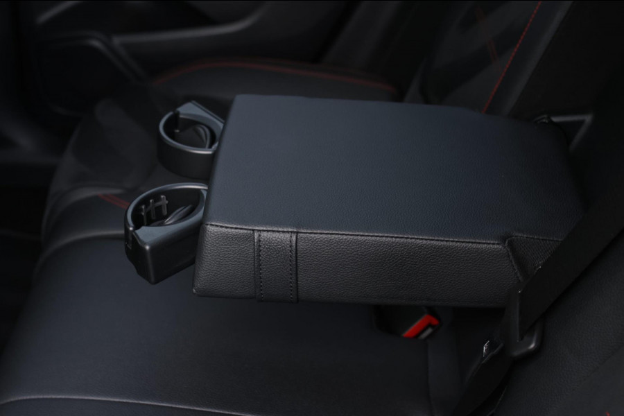 Mercedes-Benz GLA 250 4MATIC AMG Line *Pano*Camera*Sfeerverlichting*Carplay*