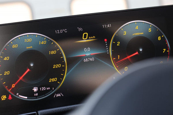 Mercedes-Benz GLA 250 4MATIC AMG Line *Pano*Camera*Sfeerverlichting*Carplay*