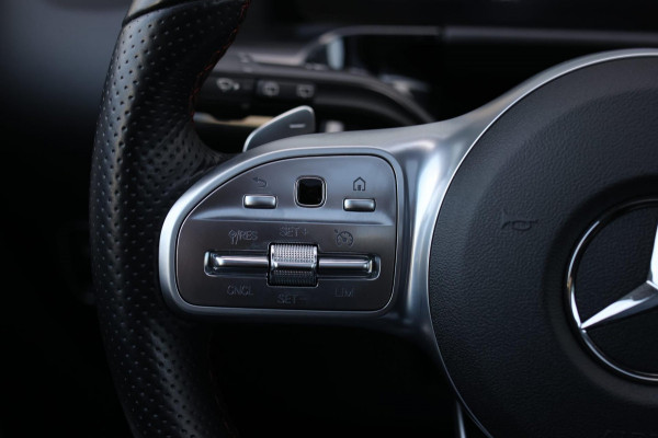 Mercedes-Benz GLA 250 4MATIC AMG Line *Pano*Camera*Sfeerverlichting*Carplay*