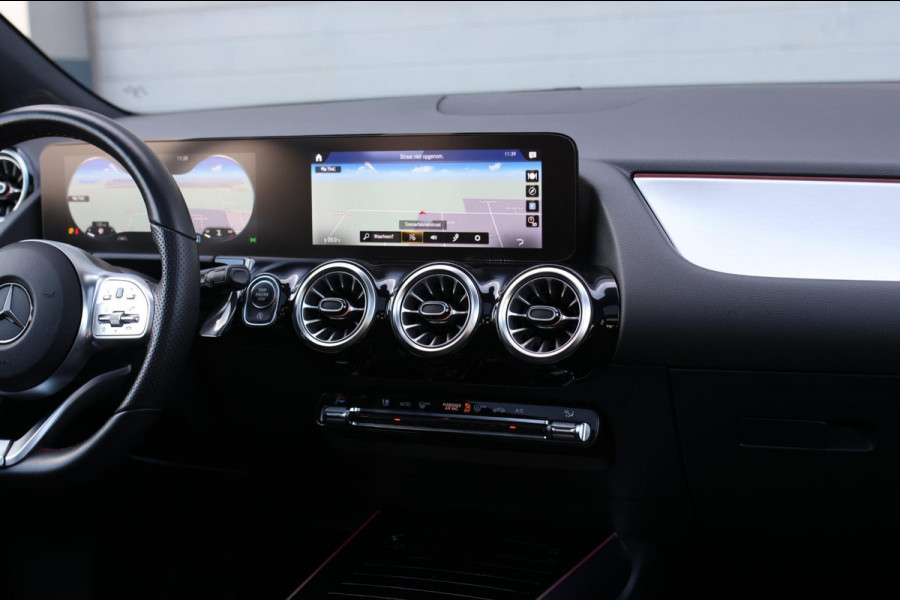 Mercedes-Benz GLA 250 4MATIC AMG Line *Pano*Camera*Sfeerverlichting*Carplay*