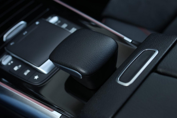 Mercedes-Benz GLA 250 4MATIC AMG Line *Pano*Camera*Sfeerverlichting*Carplay*