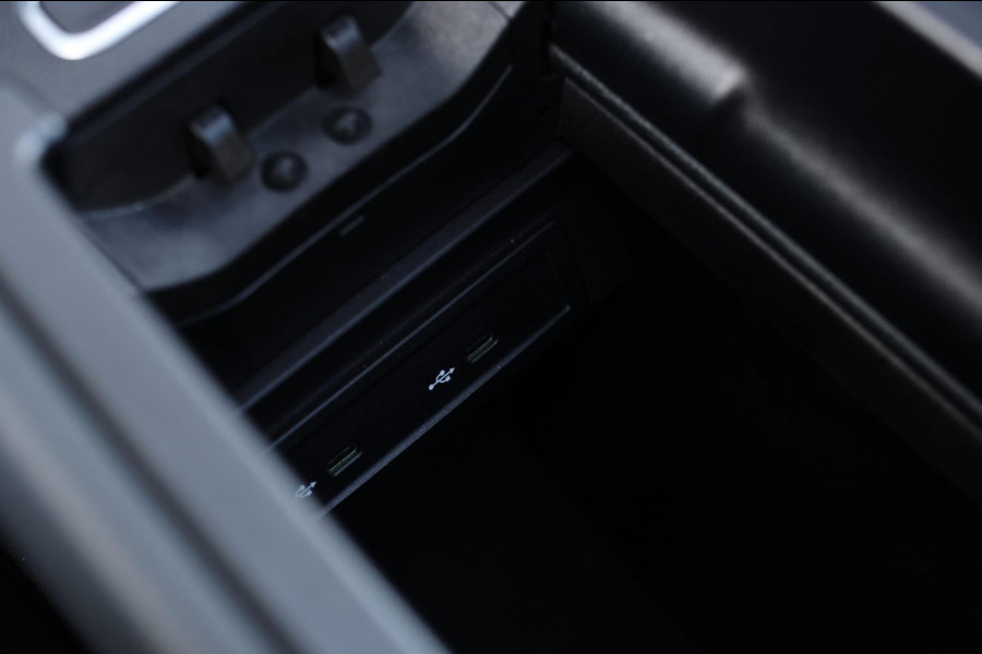 Mercedes-Benz GLA 250 4MATIC AMG Line *Pano*Camera*Sfeerverlichting*Carplay*