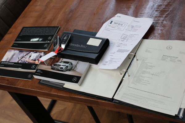 Mercedes-Benz GLA 250 4MATIC AMG Line *Pano*Camera*Sfeerverlichting*Carplay*