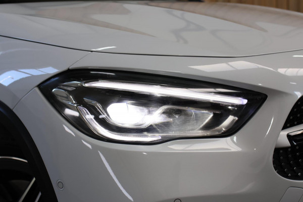 Mercedes-Benz GLA 250 4MATIC AMG Line *Pano*Camera*Sfeerverlichting*Carplay*