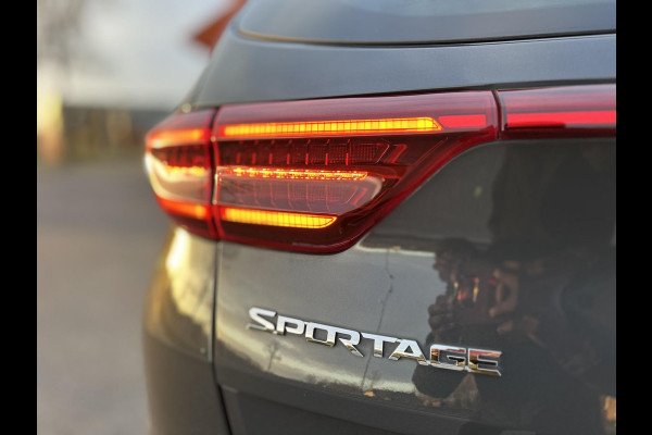 Kia Sportage 1.6 GDI DynamicLine | Leder | Trekhaak | Stoel&Stuurverwarming | JBL-Audio | Climate | Navi |