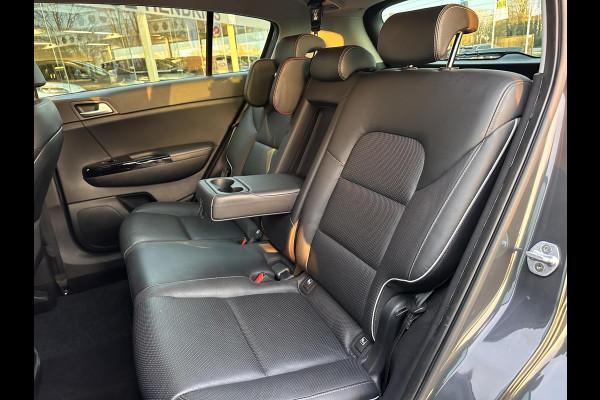 Kia Sportage 1.6 GDI DynamicLine | Leder | Trekhaak | Stoel&Stuurverwarming | JBL-Audio | Climate | Navi |