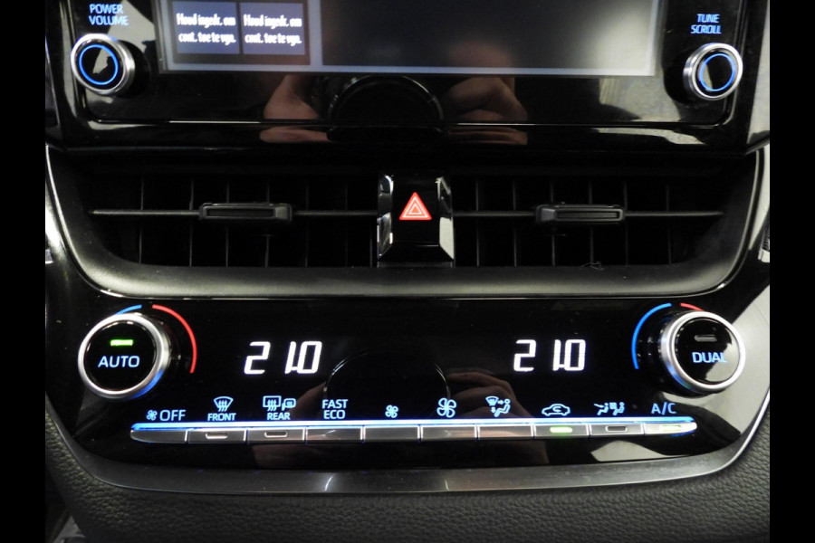 Toyota Corolla Touring Sports 1.8 Hybrid Comfort NAVI-APP/CAMERA/CLIMA/ADAPT.CRUISE/LED!