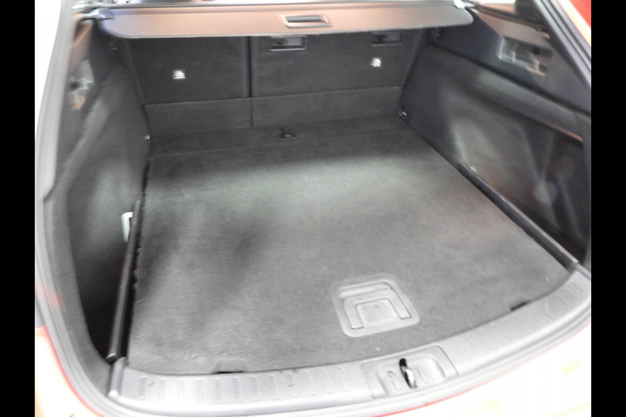 Toyota Corolla Touring Sports 1.8 Hybrid Comfort NAVI-APP/CAMERA/CLIMA/ADAPT.CRUISE/LED!