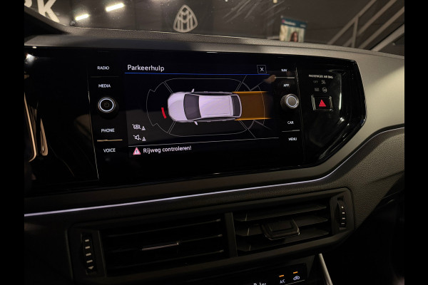 Volkswagen Taigo 1.0 TSI 3X R-Line Business PANO|IQ LIGHTS|KEYLESS|VIRTUAL|CARPLAY|ACC|AUTOMAAT|STOELVERWARMING|BOMVOL!