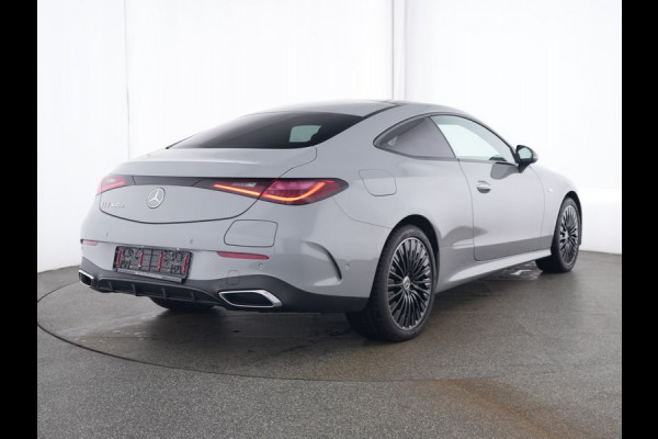 Mercedes-Benz CLE Coupé 300 e AMG Plug-In Hybride AMG | Night Pakket | Panorama Schuif-Kanteldak | Digital Licht | Burmester® | Stuur en Stoelverwarming. Inclusief 24 maanden MB Certified garantie voor Europa.