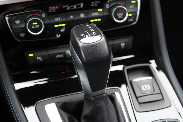 BMW 2 Serie Active Tourer 225xe PHEV High Executive SOh 90.6% M-SPORT LEER LED NAVI 36000KM!!!