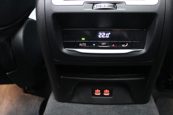 BMW iX3 M-SPORT 80 kWh SOh 100% PANO LEER PILOT ORG NL 23000KM!!!