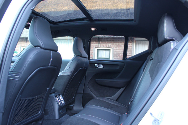 Volvo XC40 1.5 T4 Recharge R-Design PHEV SOh 88.8% PANO NAVI ORG NL 73000KM!!