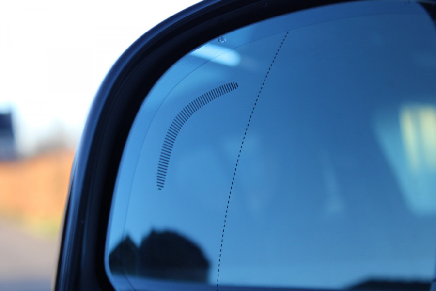 Volvo XC40 1.5 T4 Recharge R-Design PHEV SOh 88.8% PANO NAVI ORG NL 73000KM!!