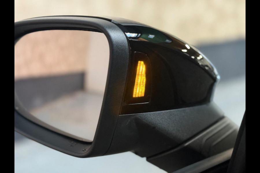 Volkswagen Golf 1.5 eHybrid GTE | Pano | 360 Camera | Keyless | Standkachel | ACC | Stoel-/Stuurverwarming