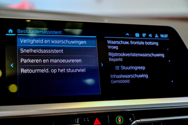 BMW 3-serie 330i High Executive M-Sport|Schuifdak|Laser|Elektr.Stoelen|