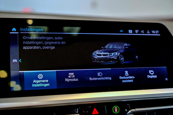 BMW 3-serie 330i High Executive M-Sport|Schuifdak|Laser|Elektr.Stoelen|