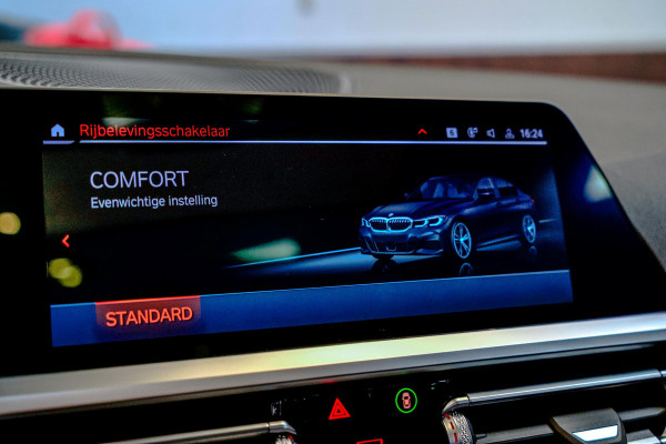 BMW 3-serie 330i High Executive M-Sport|Schuifdak|Laser|Elektr.Stoelen|