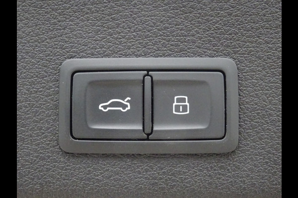 Audi e-tron e-tron 55 quattro advanced 95 kWh * 22 INCH * PANORAMADAK * B&O * 360 CAM !!