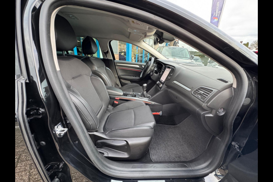 Renault Mégane Estate 1.0 TCe Intens 2022 NAVI BTW 1e Eig!