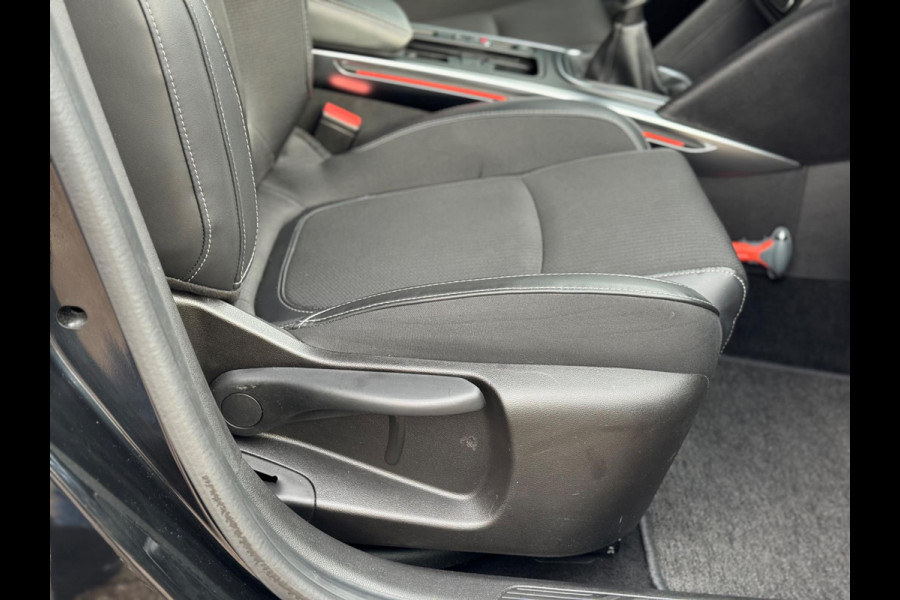 Renault Mégane Estate 1.0 TCe Intens 2022 NAVI BTW 1e Eig!