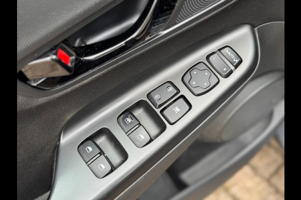 Hyundai Kona 1.6 GDI HEV Fashion AUT NAVI CLIMA BTW 1e Eig!