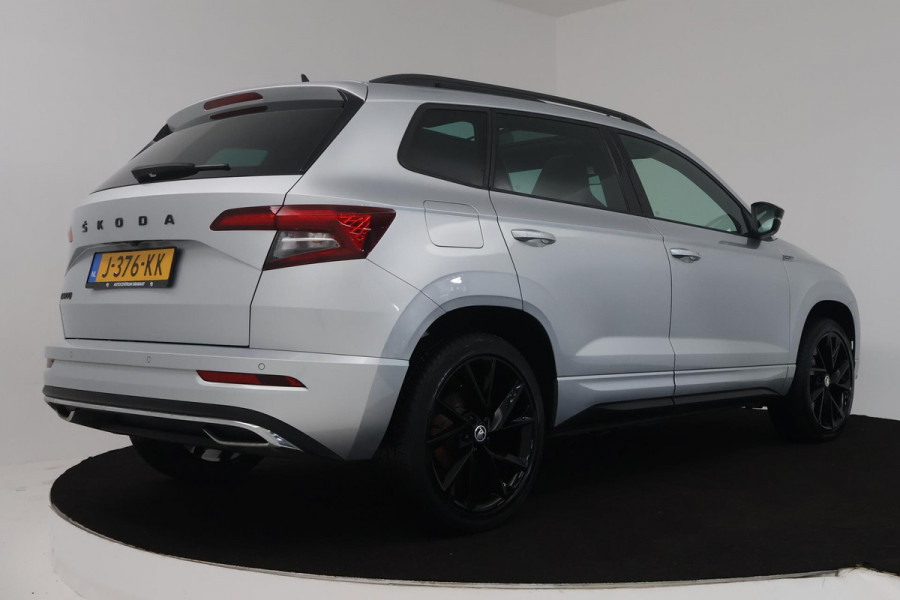 Škoda Karoq 1.5 TSI ACT Sportline Business (PANORAMADAK, STOELVERWARMING, CAMERA, DIGITALE COCKPIT, CANTON AUDIO, CARPLAY)