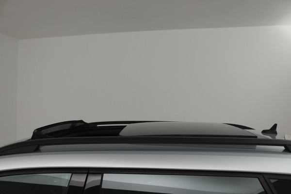 Škoda Karoq 1.5 TSI ACT Sportline Business (PANORAMADAK, STOELVERWARMING, CAMERA, DIGITALE COCKPIT, CANTON AUDIO, CARPLAY)