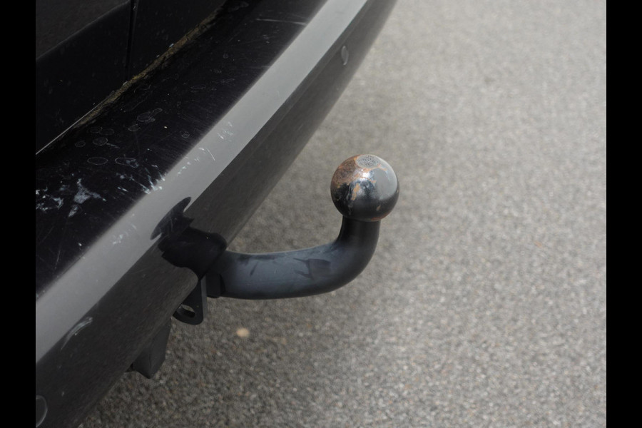 Volkswagen Transporter 2.0 150PK L2H1 Highline Automaat Dubbele Cabine Airco  Navi Parkeersensoren Camera Trekhaak Carplay