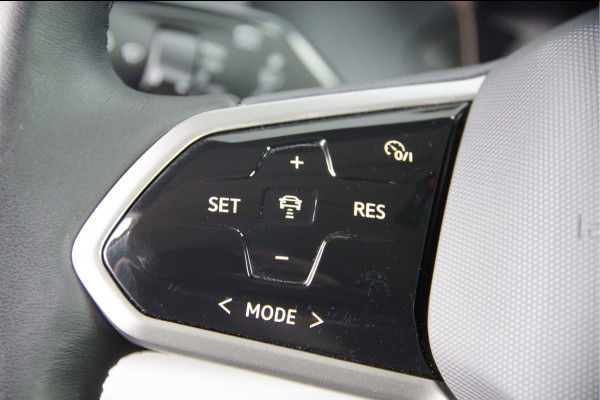 Volkswagen ID. Buzz Cargo 77 kWh 204PK, 3-ZITS, LED, ADAPT. CRUISE, CAMERA, STOELVERWARMING, STUURVERWARMING, CARPLAY, ELEKTR. ACHTERKLEP, PARKEERSE