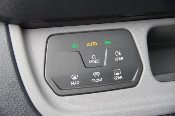 Volkswagen ID. Buzz Cargo 77 kWh 204PK, 3-ZITS, LED, ADAPT. CRUISE, CAMERA, STOELVERWARMING, STUURVERWARMING, CARPLAY, ELEKTR. ACHTERKLEP, PARKEERSE