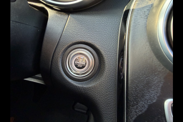 Mercedes-Benz C-Klasse Estate 180 Business AMG / Automaat / Panorama / Elek. stoelen / Parkassist / 19'' LM