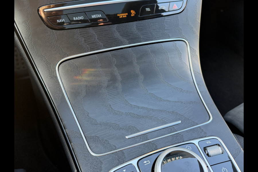 Mercedes-Benz C-Klasse Estate 180 Business AMG / Automaat / Panorama / Elek. stoelen / Parkassist / 19'' LM