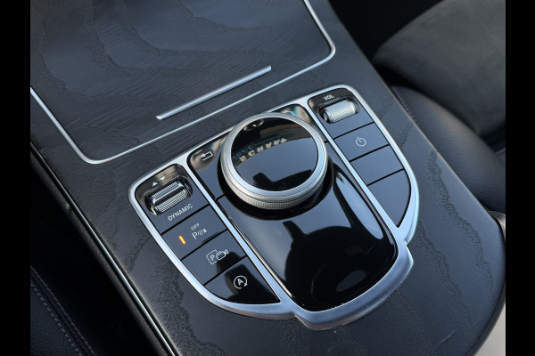 Mercedes-Benz C-Klasse Estate 180 Business AMG / Automaat / Panorama / Elek. stoelen / Parkassist / 19'' LM