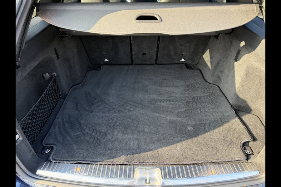 Mercedes-Benz C-Klasse Estate 180 Business AMG / Automaat / Panorama / Elek. stoelen / Parkassist / 19'' LM