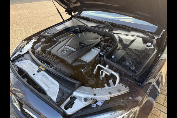 Mercedes-Benz C-Klasse Estate 180 Business AMG / Automaat / Panorama / Elek. stoelen / Parkassist / 19'' LM