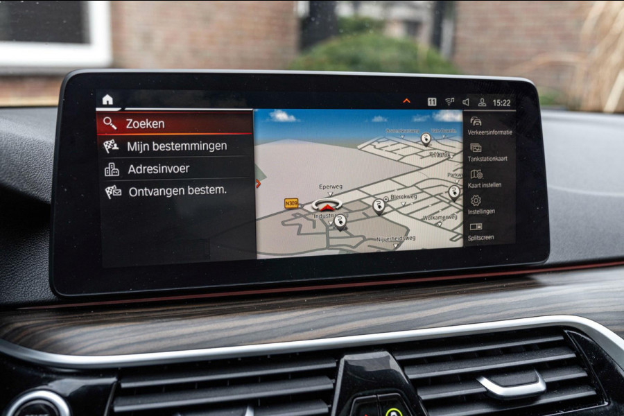 BMW 5 Serie Touring 530e Business Edition Plus M-Sport Laser Pano Memory Leder 19''