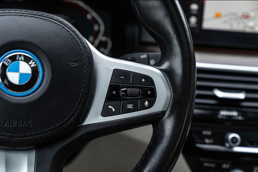 BMW 5 Serie Touring 530e Business Edition Plus M-Sport Laser Pano Memory Leder 19''