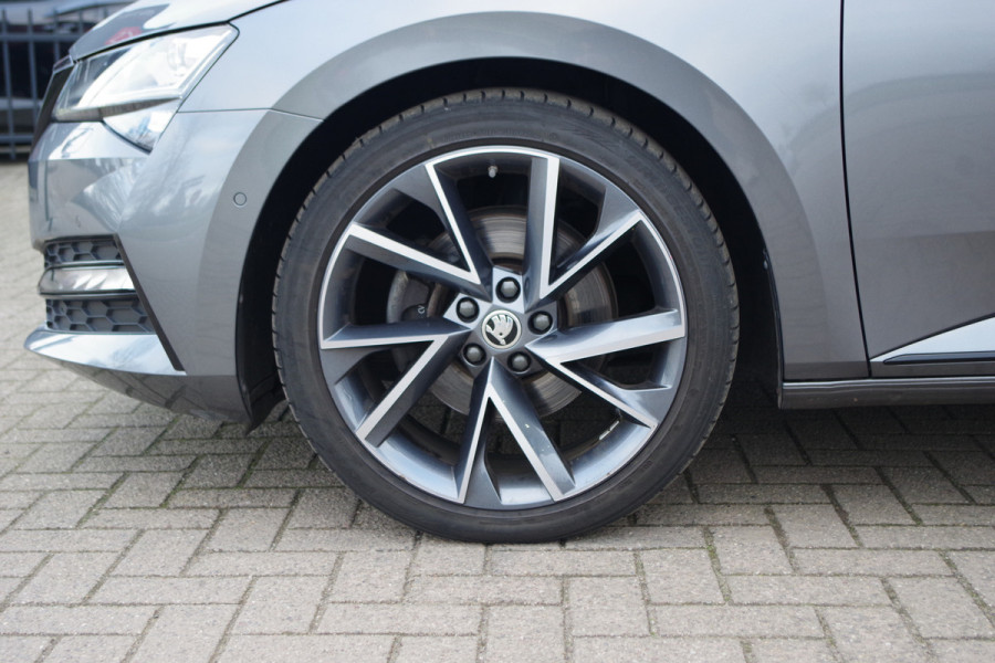 Škoda Superb Combi 1.4 TSI 218 PK iV Sportline BNS PHEV, Trekhaak, Memory, 4 x Stoelverwarming
