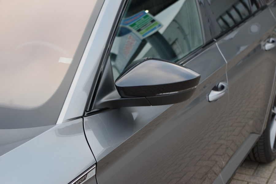 Škoda Superb Combi 1.4 TSI 218 PK iV Sportline BNS PHEV, Trekhaak, Memory, 4 x Stoelverwarming