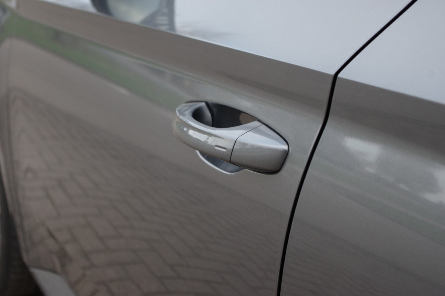 Škoda Superb Combi 1.4 TSI 218 PK iV Sportline BNS PHEV, Trekhaak, Memory, 4 x Stoelverwarming