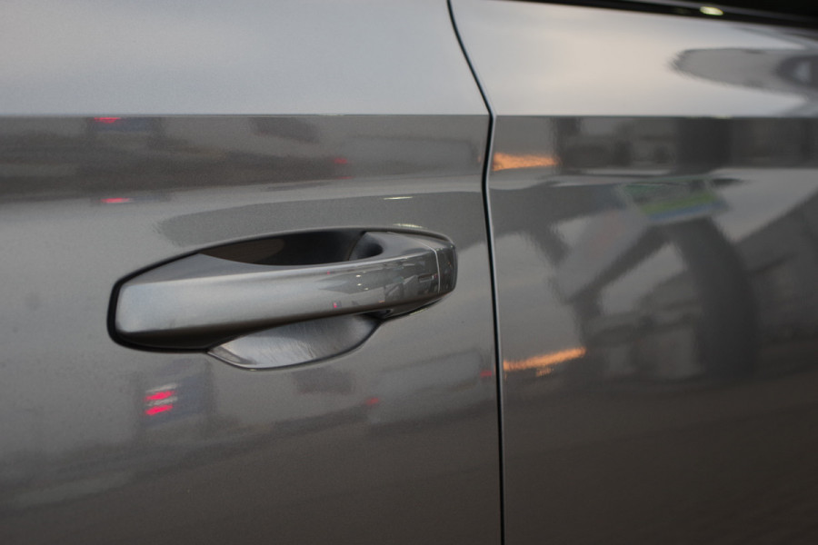 Škoda Superb Combi 1.4 TSI 218 PK iV Sportline BNS PHEV, Trekhaak, Memory, 4 x Stoelverwarming