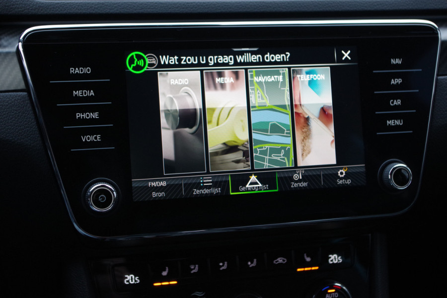 Škoda Superb Combi 1.4 TSI 218 PK iV Sportline BNS PHEV, Trekhaak, Memory, 4 x Stoelverwarming